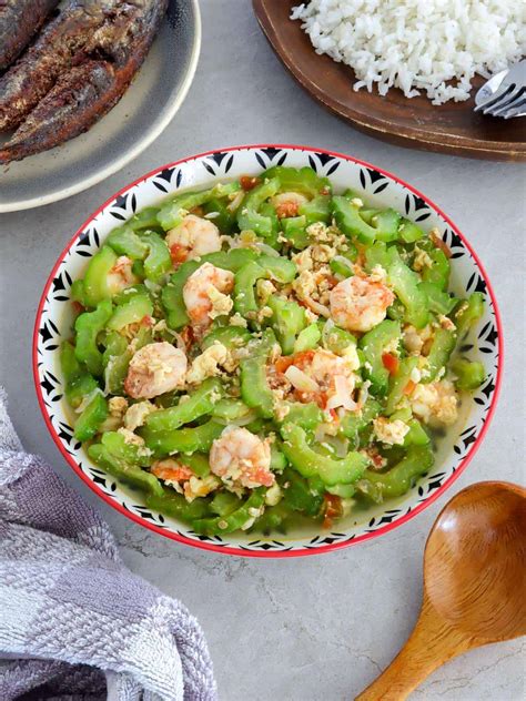 how to remove bitterness of ampalaya|Healthy Ginisang Ampalaya at Hipon Stir.